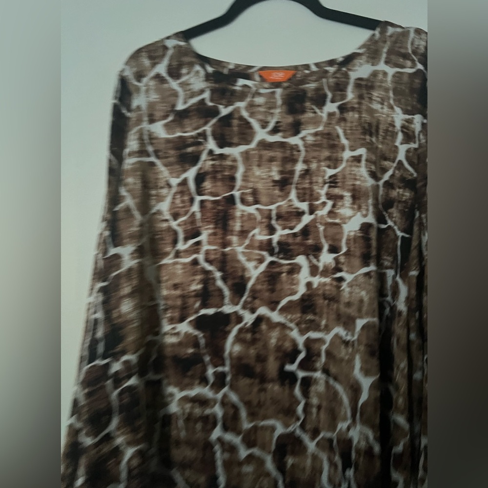Joe Fresh giraffe print long sleeve blouse